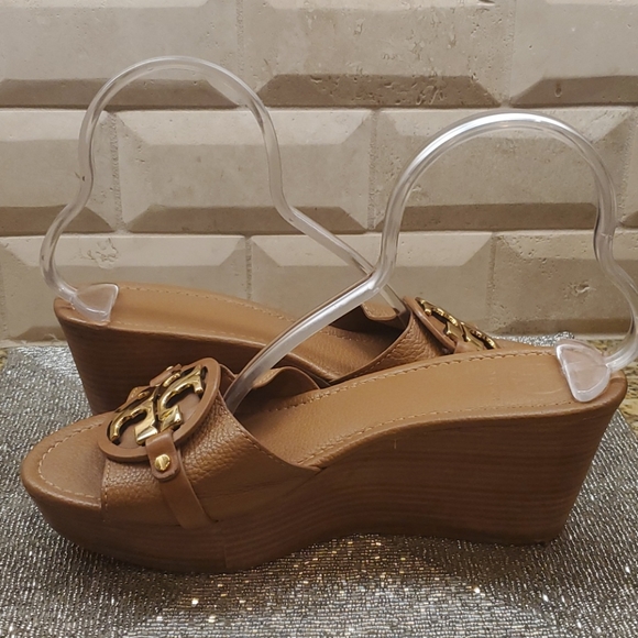 SOLD!! TORY BURCH Ines Wedge Sandals - Size 10 - Picture 3 of 9